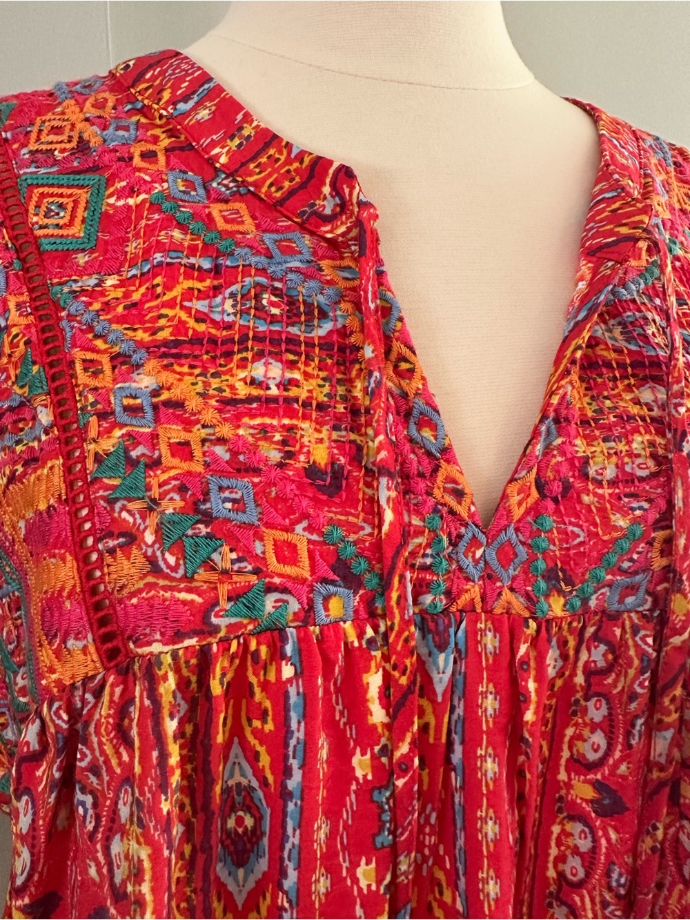 Savanna Jane Red Multicolor Embroidered V-Neck Peasant Top
